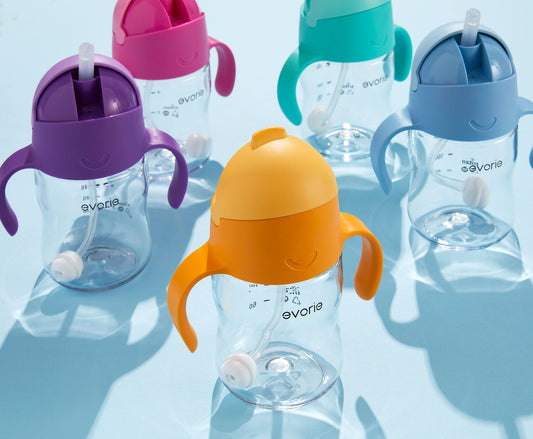 Straw vs Spout! Which Sippy Cup is better for your baby?